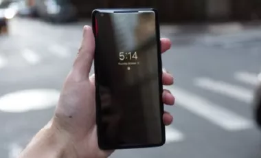 بررسی Pixel 2 XL گوگل (پیکسل 2 ایکس ال): اندروید ناب را تجربه کنید!