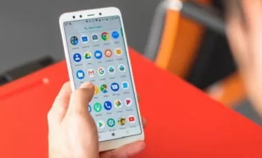بررسی Mi A2 شیائومی (Xiaomi Mi A2): میان رده‌ای با رم 6/4 گیگابایتی
