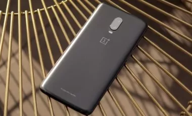 نقد و بررسی OnePlus 6T (وان پلاس 6 تی): قدرتمند و با کیفیت