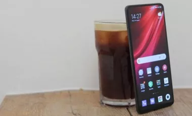 نقد و بررسی شیائومی Mi 9T Pro : زیبا، خوش دست و با کیفیت