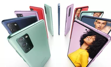 نقد و بررسی موبایل Samsung Galaxy S20 FE | یک گوشی قدرتمند در کلاس میان رده ها