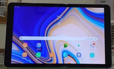 نقد و بررسی گلکسی Tab A 10.5 T595 سامسونگ