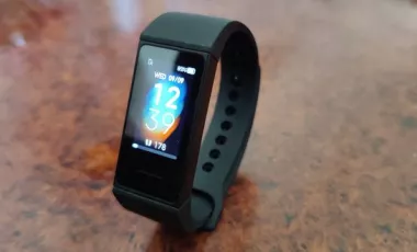 نقد و بررسی دست بند هوشمند Redmi Smart Band : سبک، زیبا و باصرفه