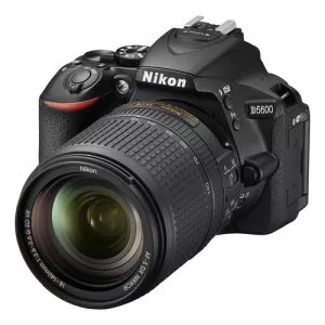 دوربین دیجیتال نیکون مدل D5600 با لنز 140-18 میلی متر VR AF-S DX